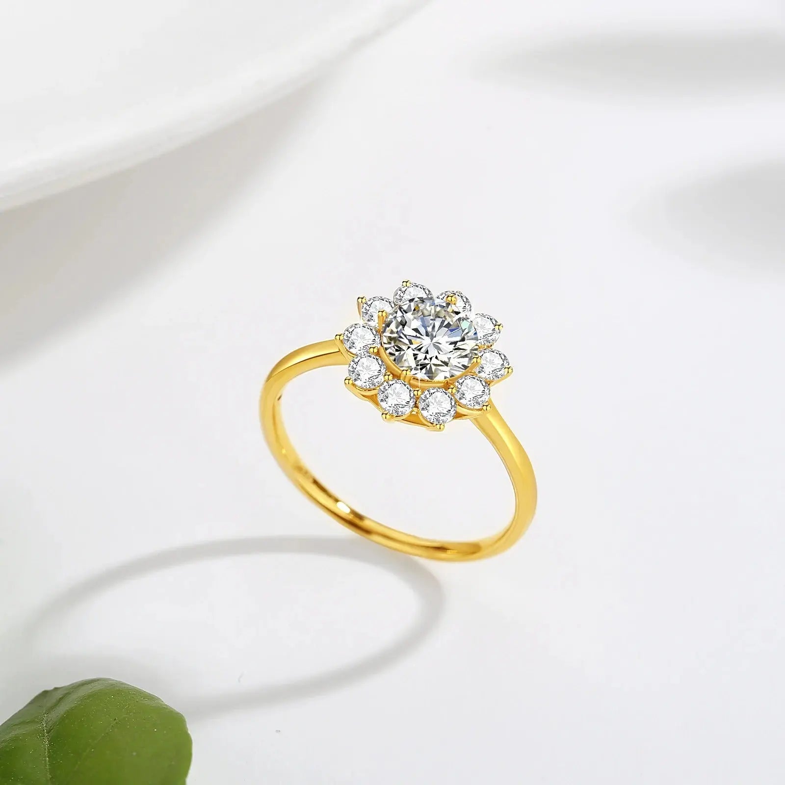 14K Gold Moissanite Flower Ring Dropshee